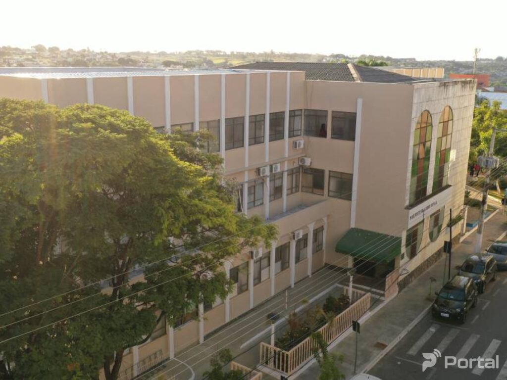Crescimento Empresarial em Arcos: Um Olhar Cauteloso para o Cenário Nacional Crescimento Empresarial em Arcos: Um Olhar Cauteloso para o Cenário Nacional