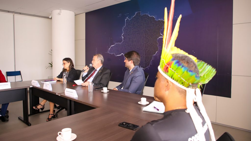 Investimentos de R$ 5 Milhões para Saúde do Povo Maxakali em Minas Gerais Investimentos de R$ 5 Milhões para Saúde do Povo Maxakali em Minas Gerais