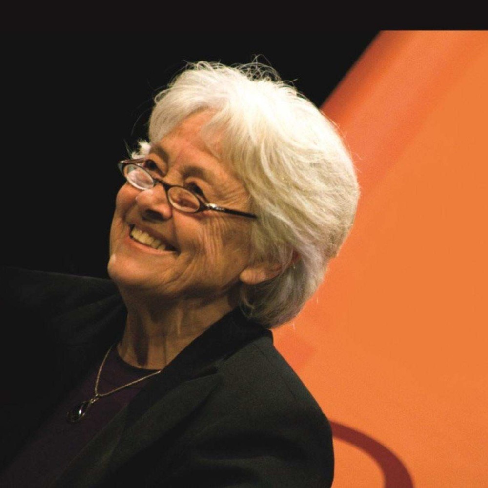 Adélia Prado: Poetisa de 90 Anos Internada em CTI em Divinópolis Adélia Prado: Poetisa de 90 Anos Internada em CTI em Divinópolis