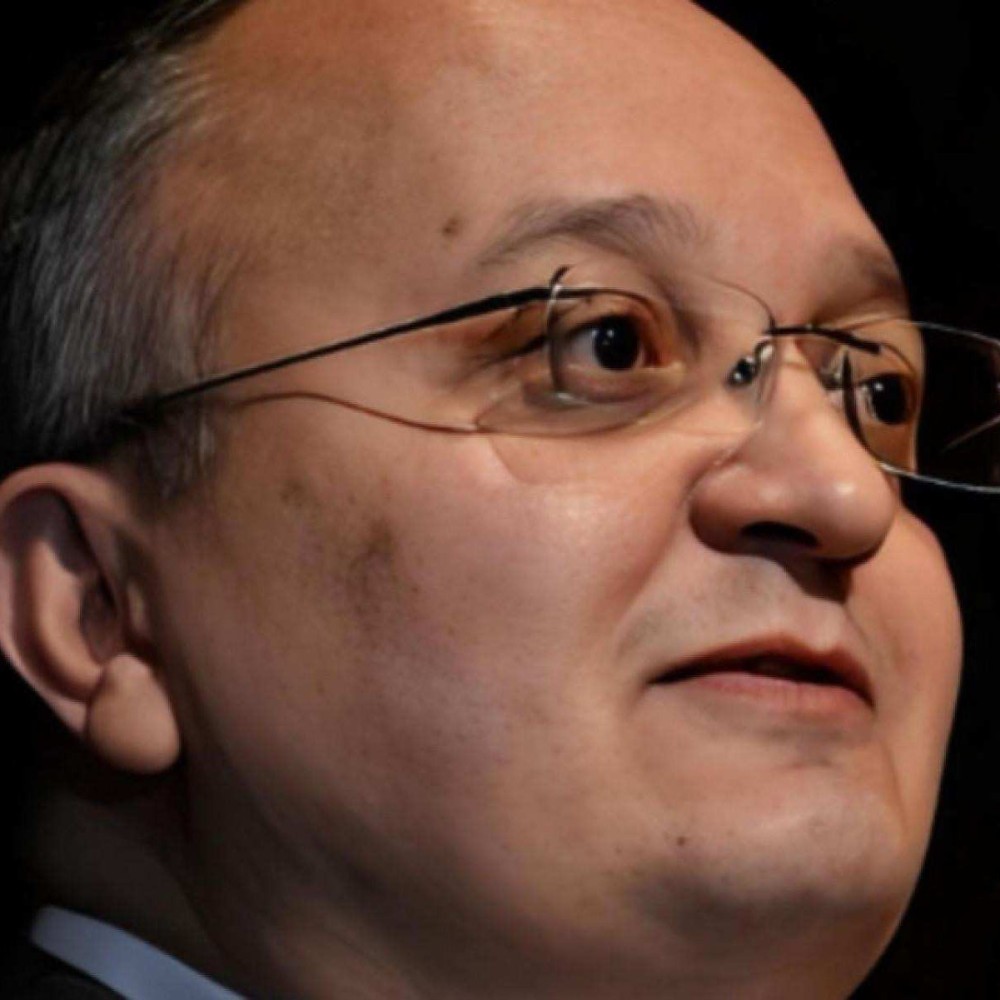 Alckmin Recruta Pedro Taques para o PSB no Mato Grosso: Nova Estratégia Política Alckmin Recruta Pedro Taques para o PSB no Mato Grosso: Nova Estratégia Política