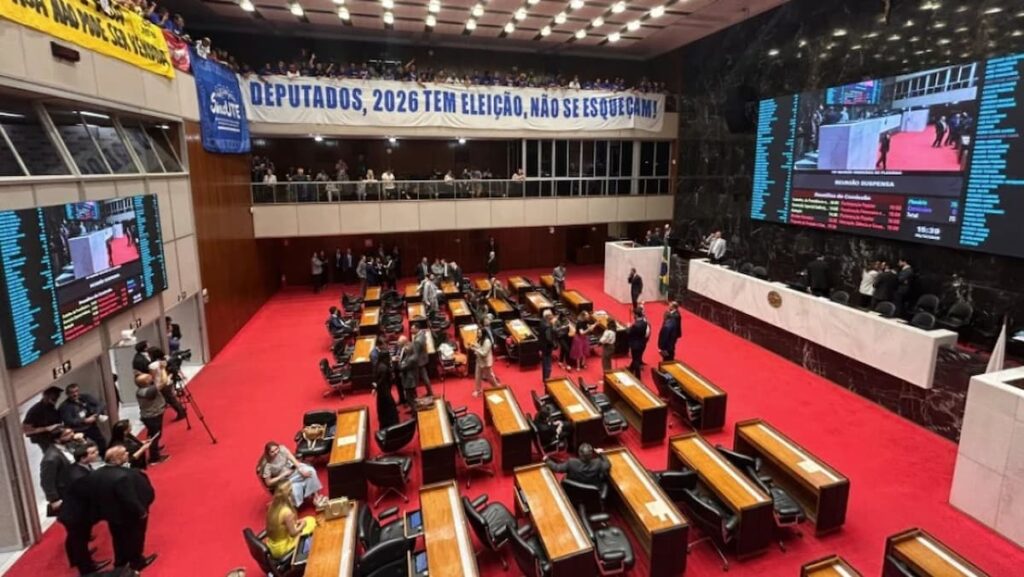 ALMG Retoma Atividades com Análise de Vetos de Zema ALMG Retoma Atividades com Análise de Vetos de Zema