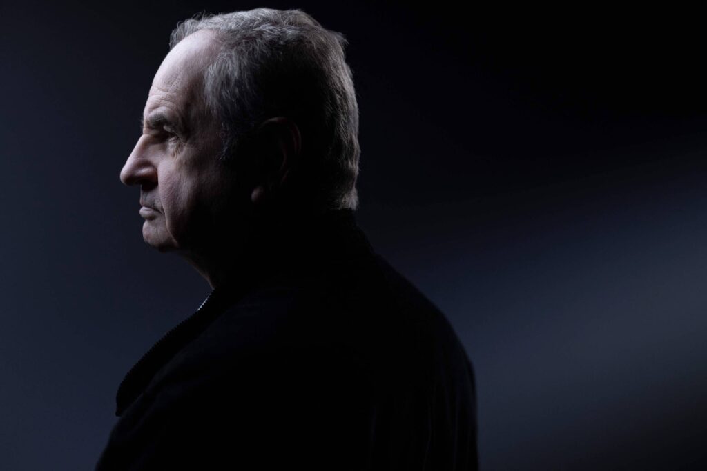 As Paixões Superam a Razão nas Democracias Contemporâneas, Afirmam Especialistas As Paixões Superam a Razão nas Democracias Contemporâneas, Afirmam Especialistas
