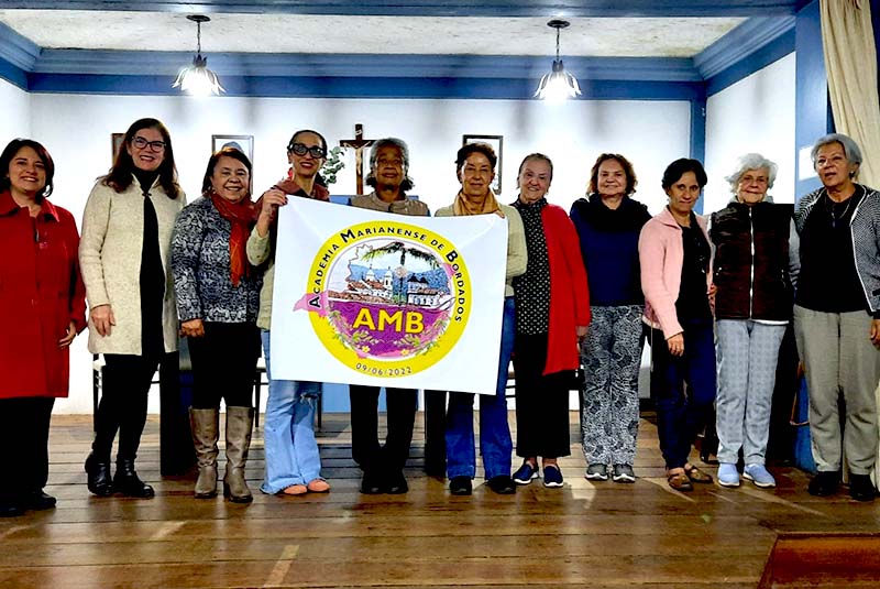 Bordadeiras de Mariana: Uma Exposição que Celebra a Cultura e a Memória Bordadeiras de Mariana: Uma Exposição que Celebra a Cultura e a Memória