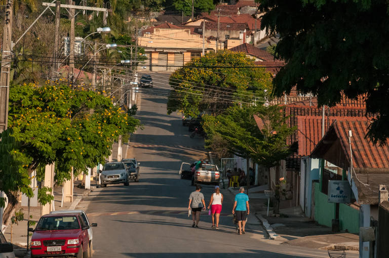 Como uma pequena cidade de Minas Gerais Inova com uma Microrrede Energética Como uma pequena cidade de Minas Gerais Inova com uma Microrrede Energética