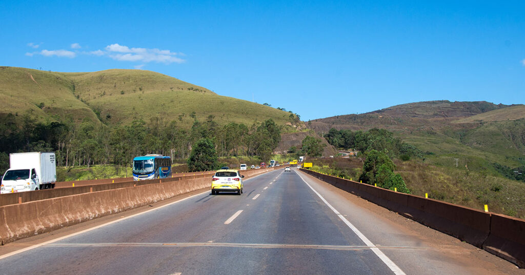 Concessão do Lote Rodoviário Noroeste em Minas Gerais: Investimentos de R$ 7,5 bilhões Concessão do Lote Rodoviário Noroeste em Minas Gerais: Investimentos de R$ 7,5 bilhões