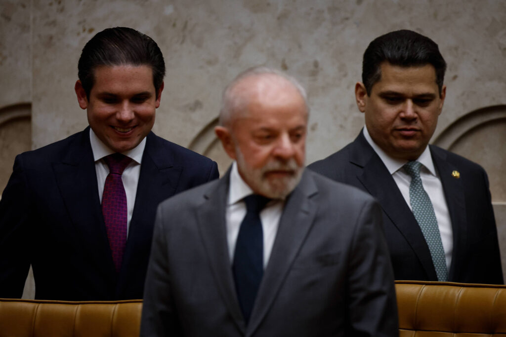 Emendas Parlamentares Consomem até 80% do Orçamento dos Ministérios e Fortalecem Papel do Congresso Emendas Parlamentares Consomem até 80% do Orçamento dos Ministérios e Fortalecem Papel do Congresso