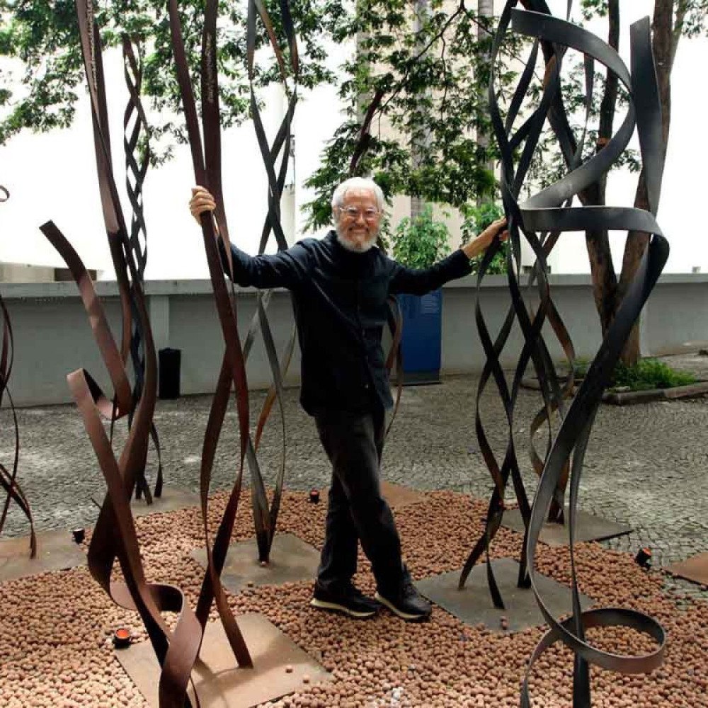 Escultor Ricardo Carvão Levy Retorna ao Palácio das Artes com Nova Exposição Impactante Escultor Ricardo Carvão Levy Retorna ao Palácio das Artes com Nova Exposição Impactante