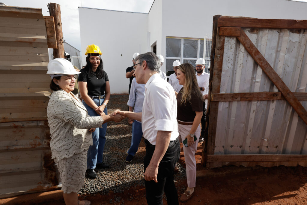 Governo de Minas Acompanha Avanços na Construção de UBS em Uberaba Governo de Minas Acompanha Avanços na Construção de UBS em Uberaba