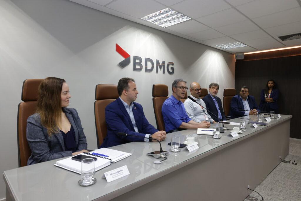 Governo de Minas Celebra Concessão da Via Liberdade: Um Marco para a Infraestrutura Rodoviária Governo de Minas Celebra Concessão da Via Liberdade: Um Marco para a Infraestrutura Rodoviária