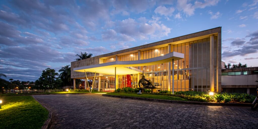 Museu de Arte da Pampulha: Dicas Essenciais para sua Visita em BH