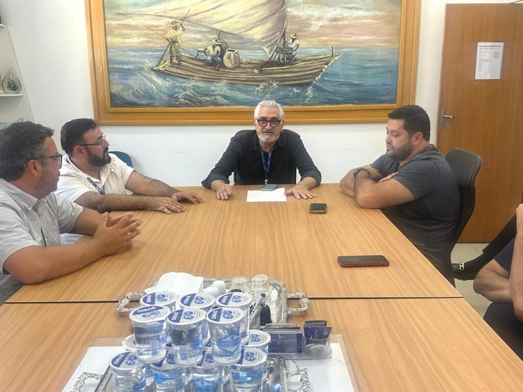 Prefeito de Paraisópolis Aprende com Experiência do DMAE de Poços de Caldas em Saneamento Prefeito de Paraisópolis Aprende com Experiência do DMAE de Poços de Caldas em Saneamento