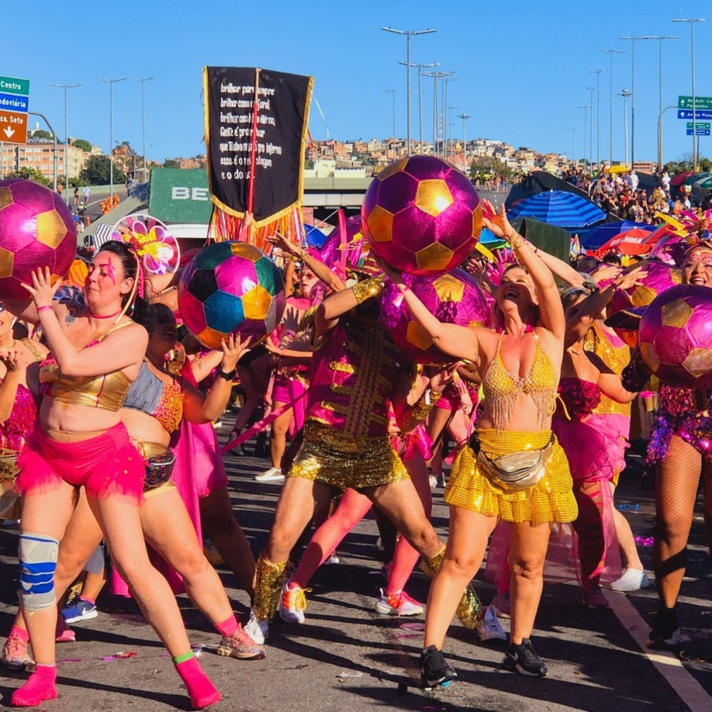 Carnaval 2026: A Maior Festa Popular do Brasil com Lucros Recordes Carnaval 2026: A Maior Festa Popular do Brasil com Lucros Recordes