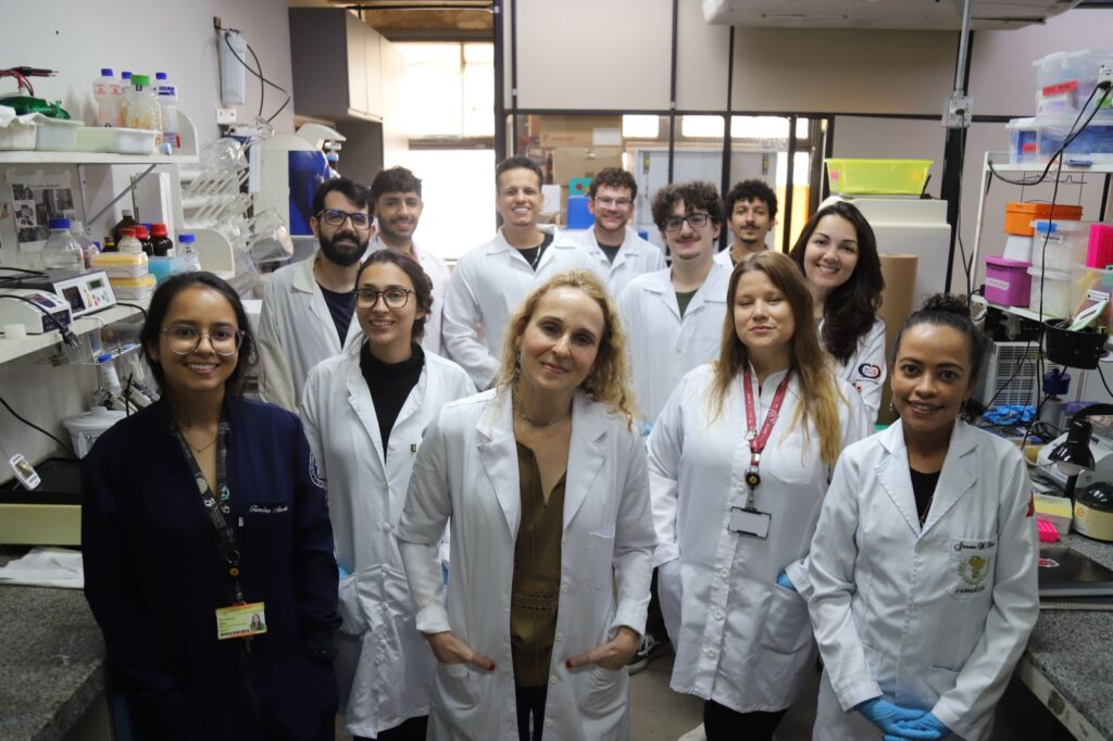 Cientistas Mineiras: 60% dos Bolsistas da Fapemig São Mulheres Cientistas Mineiras: 60% dos Bolsistas da Fapemig São Mulheres