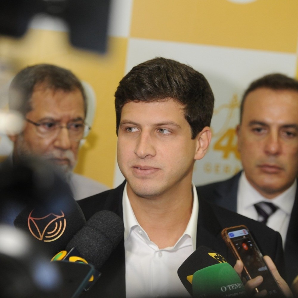 João Campos comenta pedido de impeachment e defende diálogo em Minas Gerais João Campos comenta pedido de impeachment e defende diálogo em Minas Gerais