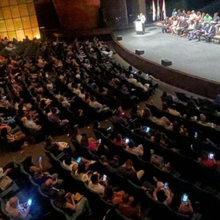 9º Encontro de Gestores de Cultura e Turismo: Fortalecendo a Economia Criativa em Minas Gerais 9º Encontro de Gestores de Cultura e Turismo: Fortalecendo a Economia Criativa em Minas Gerais