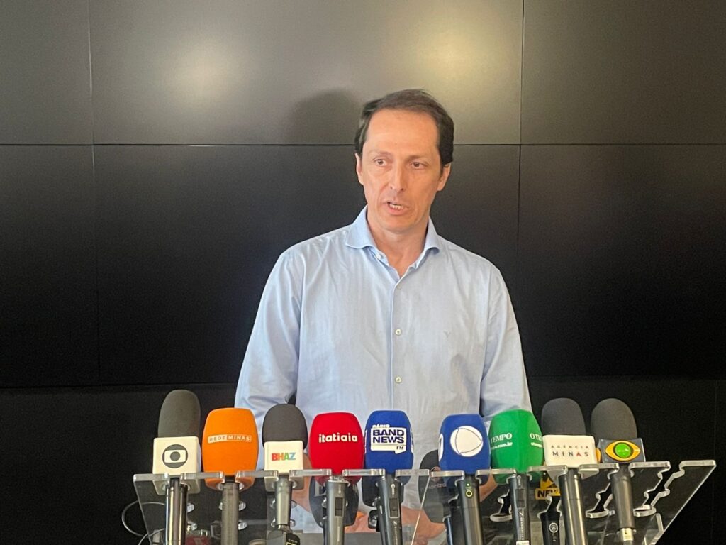 Bernardo Santos é exonerado da Comunicação para focar na campanha de Zema em 2026 Bernardo Santos é exonerado da Comunicação para focar na campanha de Zema em 2026