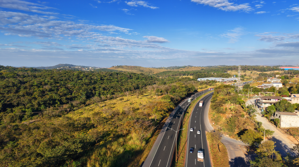 BR-040: Um Ano de Transformações e Avanços na Segurança Viária BR-040: Um Ano de Transformações e Avanços na Segurança Viária