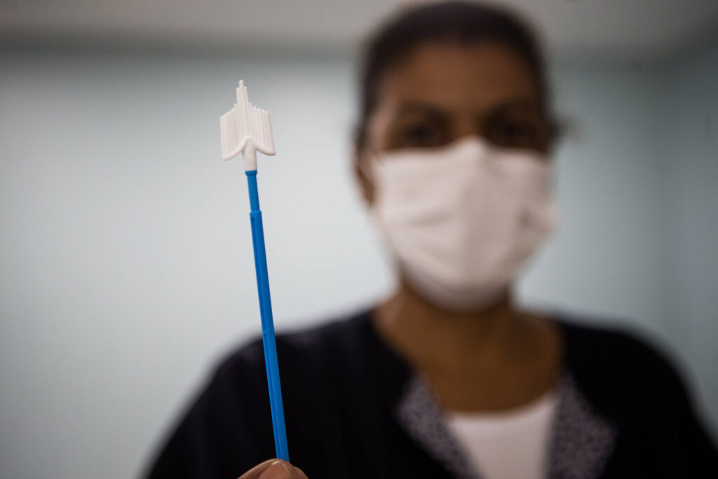 Câncer de Colo do Útero: Mortalidade de 20 Mulheres Diárias no Brasil em 2025