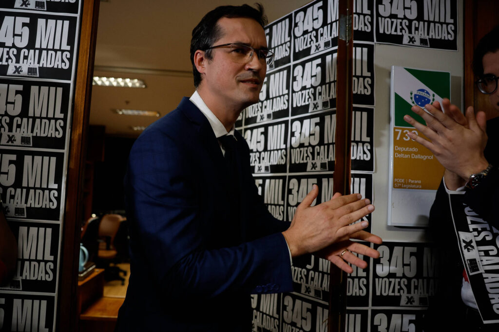 Deltan Dallagnol se Prepare para o Senado: Estratégia em Foco após Decisão Judicial
