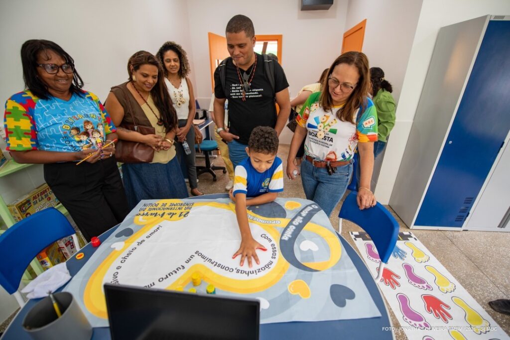 Gestores de Minas Gerais se Impressionam com Modelo Educacional de Escolas Indígenas e Rurais em Boa Vista Gestores de Minas Gerais se Impressionam com Modelo Educacional de Escolas Indígenas e Rurais em Boa