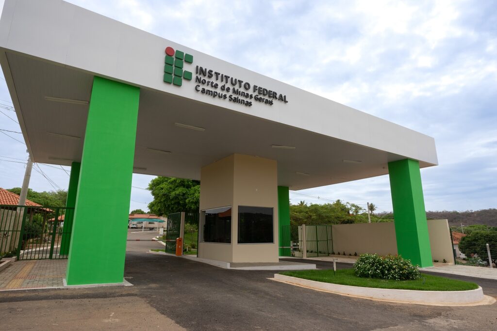 IFNMG-Campus Salinas: Novo Centro Certificador de Cachaça Fortalece a Tradição Mineira IFNMG-Campus Salinas: Novo Centro Certificador de Cachaça Fortalece a Tradição Mineira