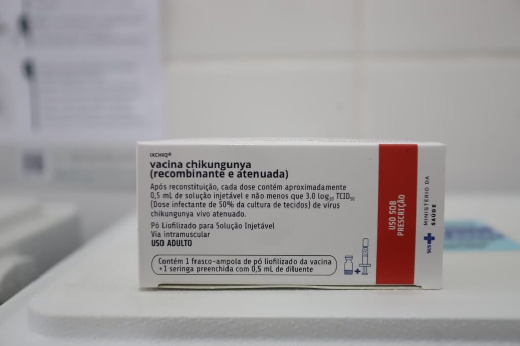 Minas Gerais: Dois Casos de Chikungunya por Hora e Vacinação em Santa Luzia