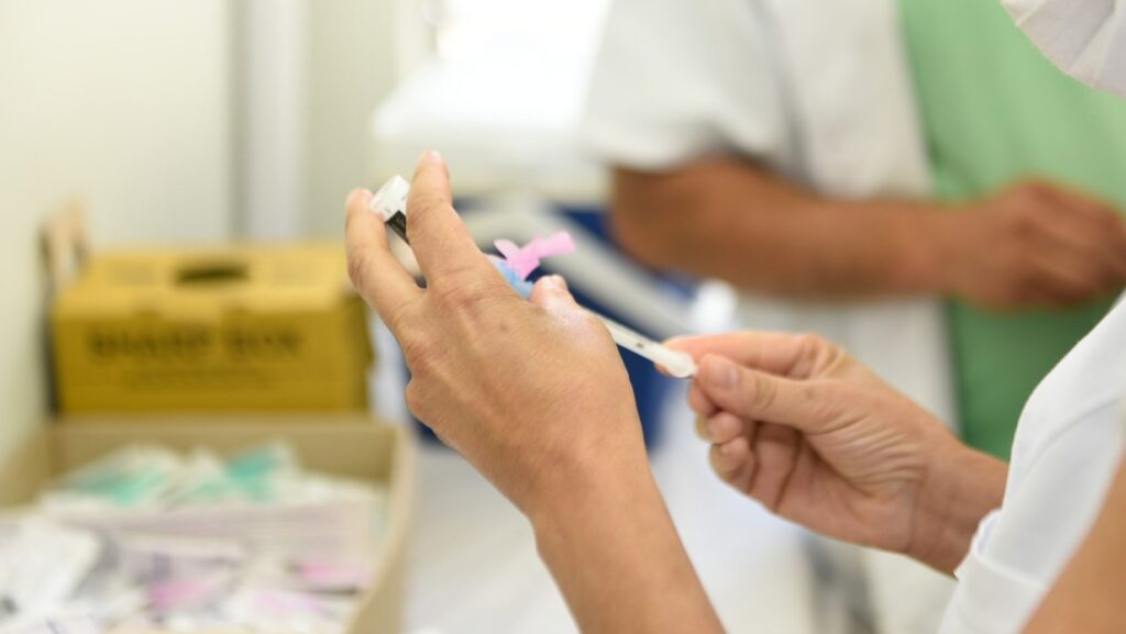 Vacinação contra HPV: A Principal Prevenção Apontada pela SES-MG Vacinação contra HPV: A Principal Prevenção Apontada pela SES-MG