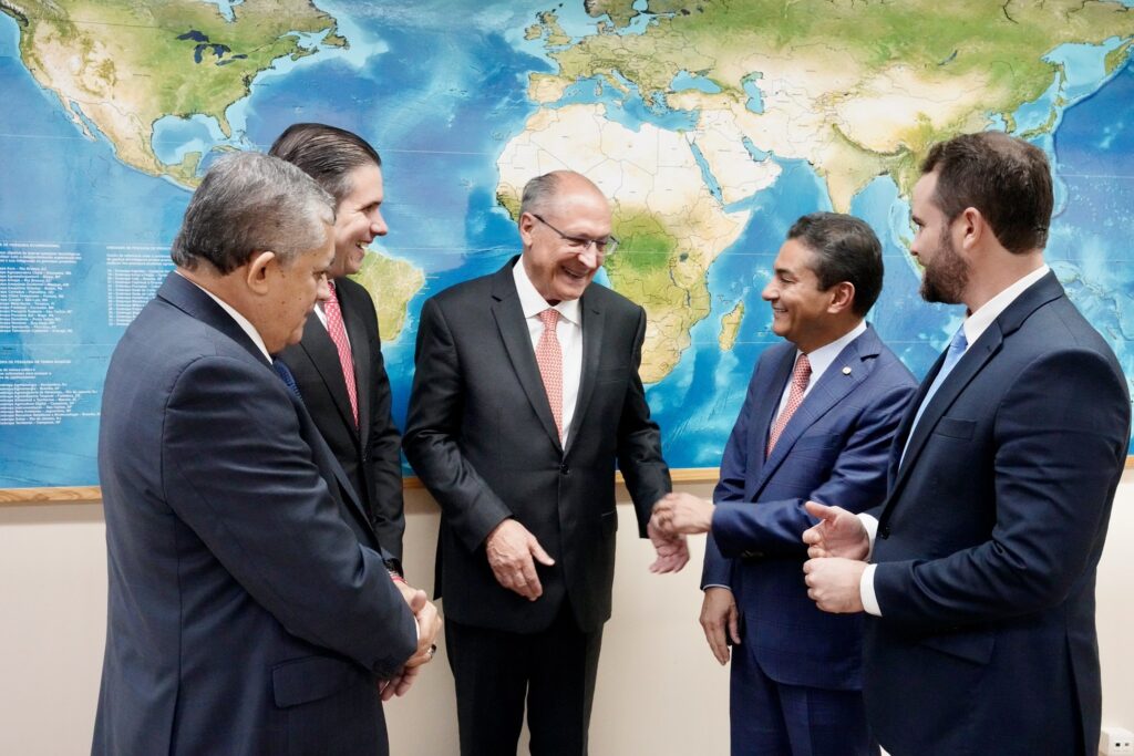 Acordo Mercosul-UE: Alckmin prevê 13% de aumento nas exportações brasileiras até 2038
