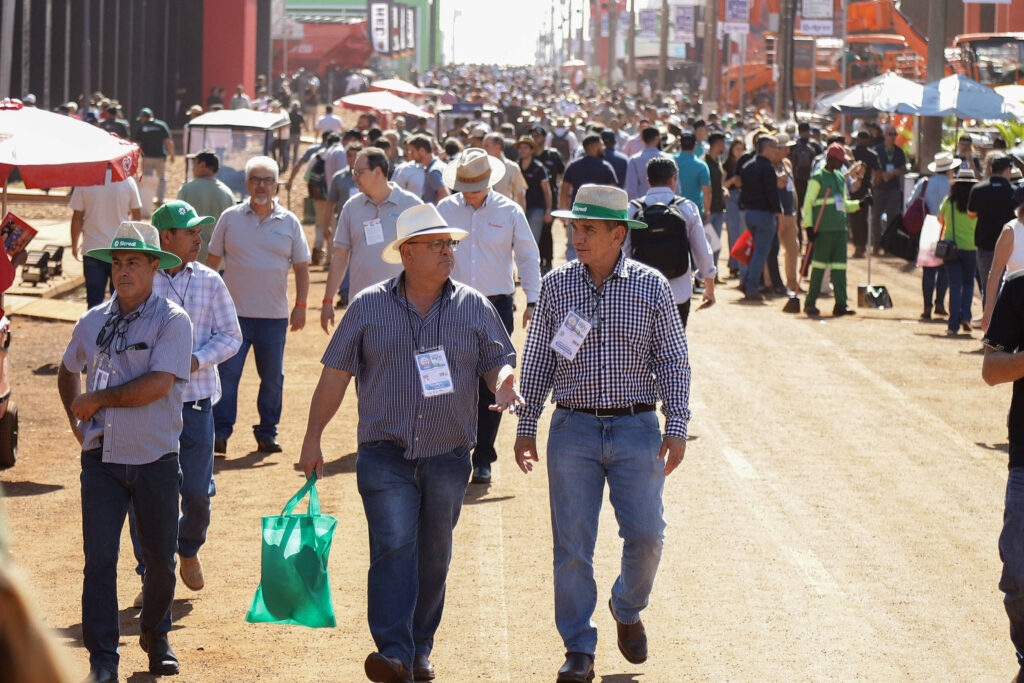 Agronegócio Avança na Descarbonização com Inovações na Agrishow 2026 Agronegócio Avança na Descarbonização com Inovações na Agrishow 2026