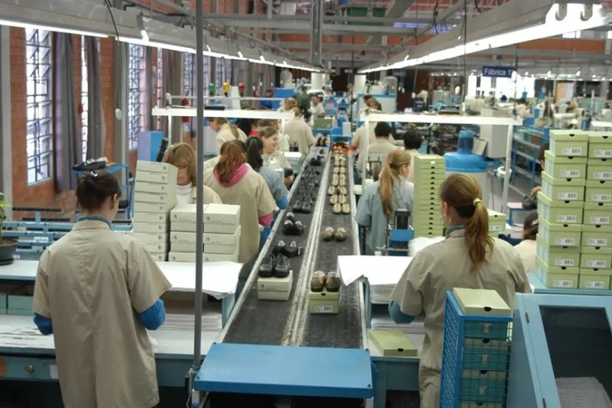 Crescimento da Produção Industrial em Minas Gerais: Um Sinal de Esperança? Crescimento da Produção Industrial em Minas Gerais: Um Sinal de Esperança?