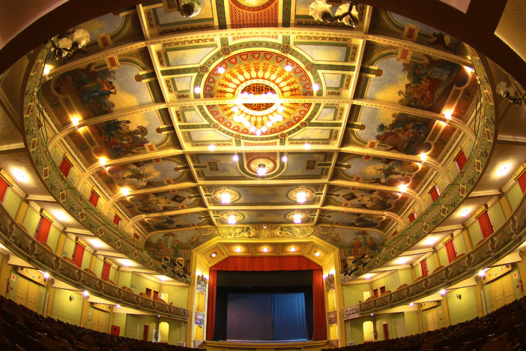 Explore 6 Atividades Culturais Gratuitas em Juiz de Fora e Aumente seu Repertório Explore 6 Atividades Culturais Gratuitas em Juiz de Fora e Aumente seu Repertório