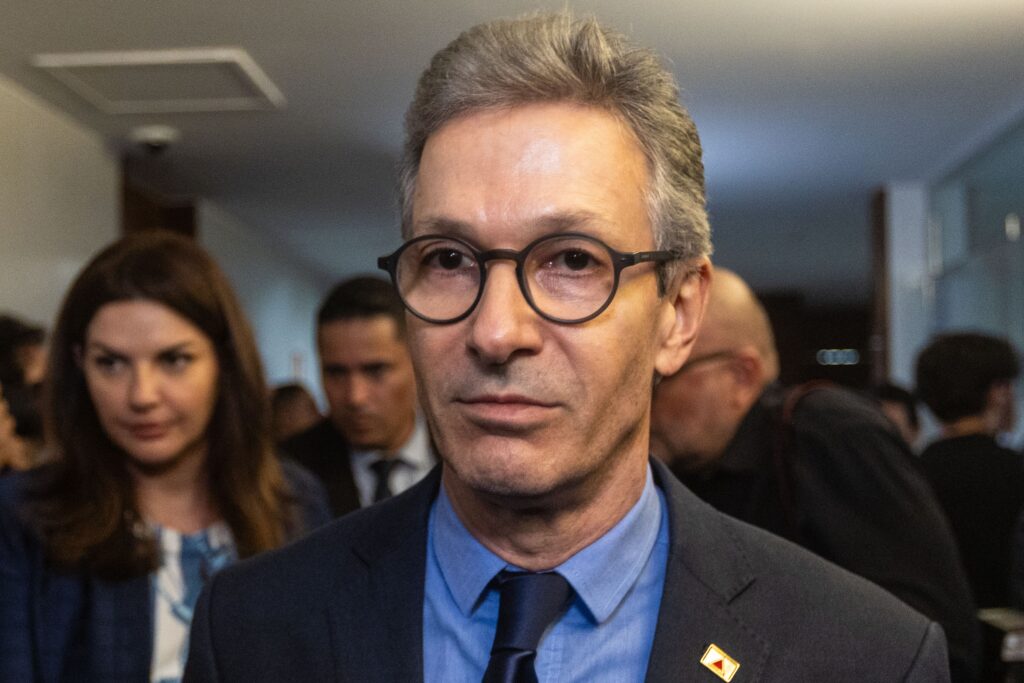 Zema Refuta Acusações de Uso do Estado em Benefício Próprio e Intensifica Críticas ao STF Imagem do artigo