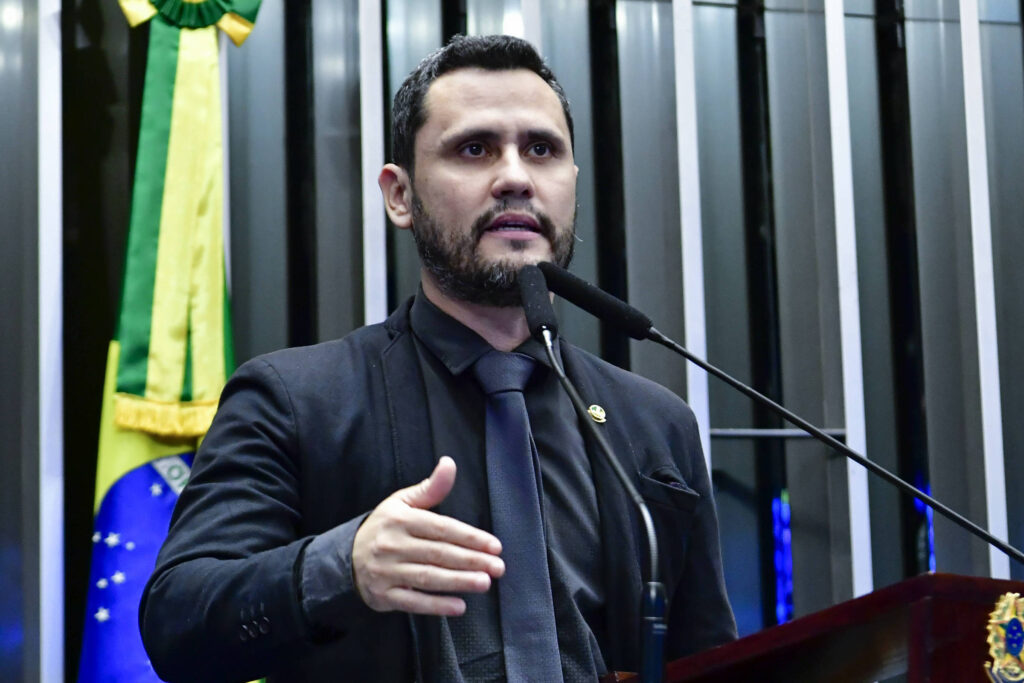 Pesquisa Genial/Quaest: Cleitinho Azevedo em Destaque nas Intenções de Voto para o Governo de Minas Gerais Pesquisa Genial/Quaest: Cleitinho Azevedo em Destaque nas Intenções de Voto para o Governo de Minas