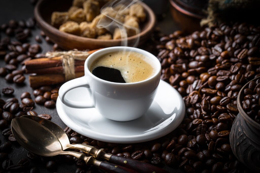 A Cafeína e sua Capacidade de Reverter Prejuízos Cognitivos Causados pela Falta de Sono A Cafeína e sua Capacidade de Reverter Prejuízos Cognitivos Causados pela Falta de Sono