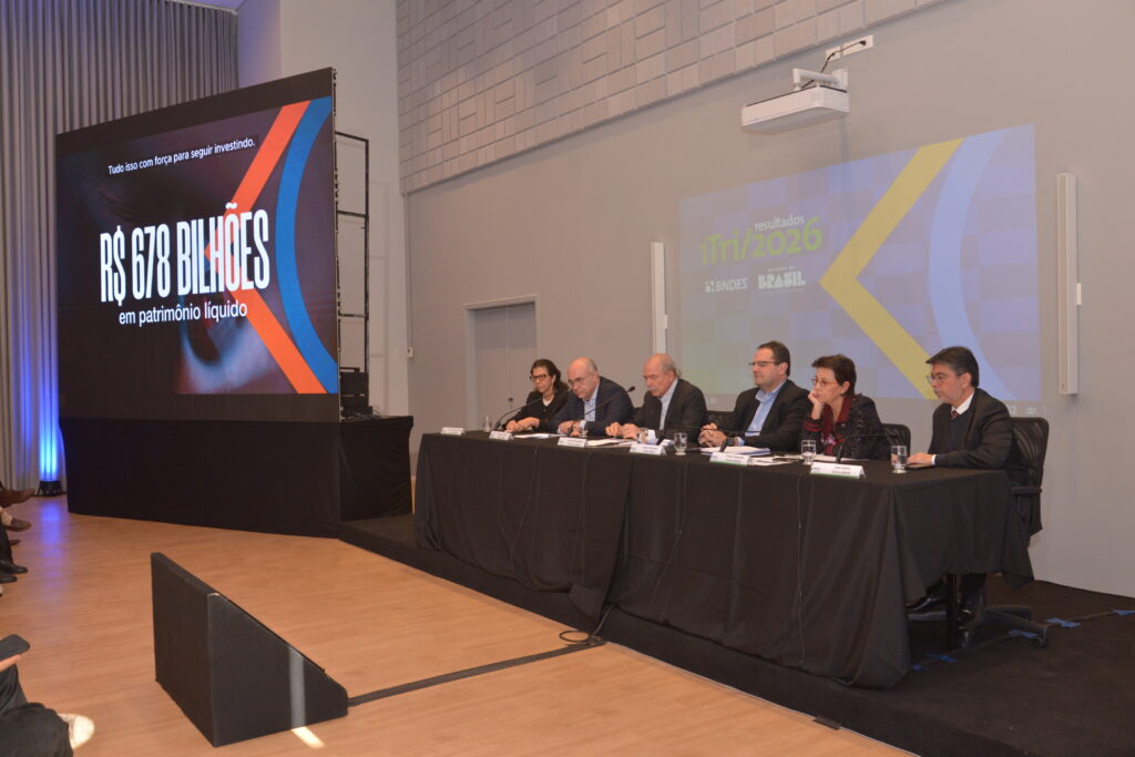 BNDES Amplia Aprovações de Crédito em Minas Gerais com R$ 4,75 Bilhões BNDES Amplia Aprovações de Crédito em Minas Gerais com R$ 4,75 Bilhões
