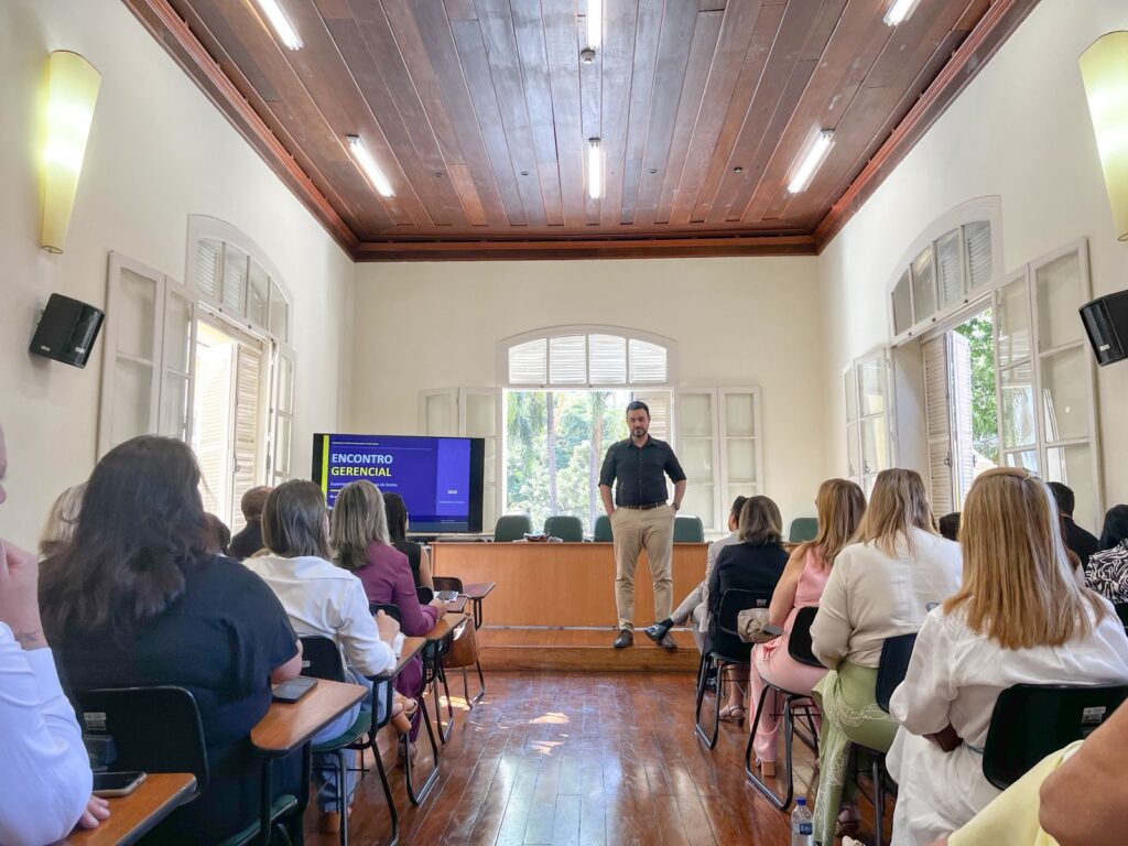 Encontro Gerencial da Educação em Minas Gerais: Fortalecendo a Gestão Educacional Encontro Gerencial da Educação em Minas Gerais: Fortalecendo a Gestão Educacional