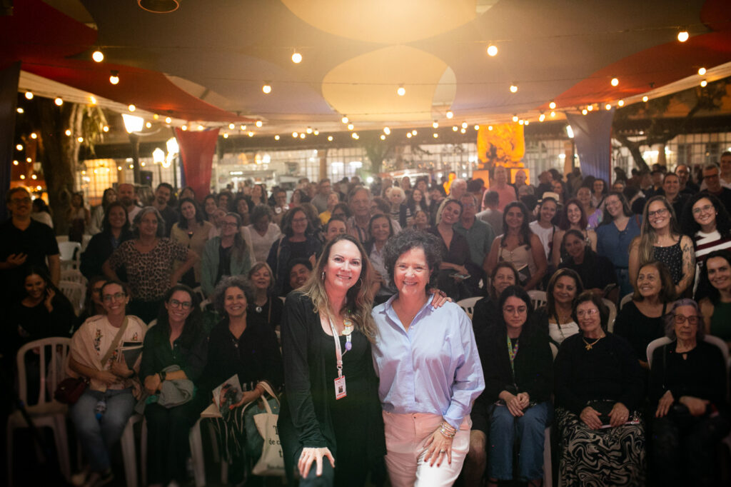 Flipoços 2026: Festival Literário Reúne 60 Mil e Transforma Poços de Caldas em Centro Global de Cultura Flipoços 2026: Festival Literário Reúne 60 Mil e Transforma Poços de Caldas em Centro Global de Cult