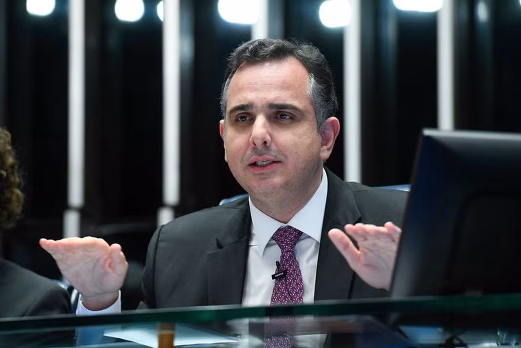 Presidente do PT Busca Encontro Urgente com Pacheco para Debater Candidatura ao Governo de MG Presidente do PT Busca Encontro Urgente com Pacheco para Debater Candidatura ao Governo de MG