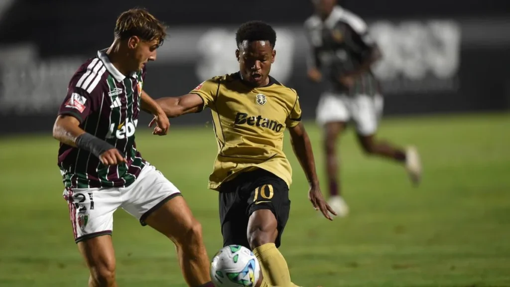 Estrela da Amadora e Sporting se enfrentam com elencos renovados na estreia do campeonato Estrela da Amadora e Sporting se enfrentam com elencos renovados na estreia do campeonato