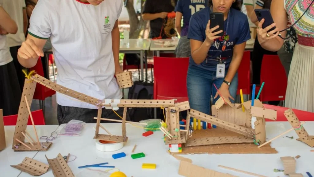 Maker Day Brasil 2026: Tecnologia e Criatividade em Oficinas Práticas em Brasília, Goiânia e Uberlân