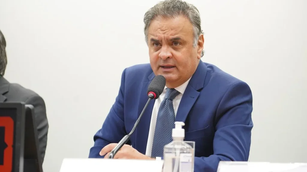 Pesquisa Datafolha em Minas Gerais: Aécio Neves no Senado e cenário para governo estadual Pesquisa Datafolha em Minas Gerais: Aécio Neves no Senado e cenário para governo estadual