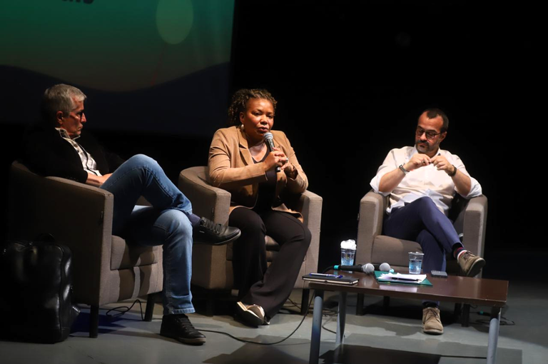 Ministra da Cultura Recebe Propostas do Fórum pelos Direitos Culturais em Reunião Importante Imagem do artigo