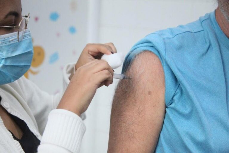 Locais de Vacinação em Santos: Confira Onde se Imunizar Imagem do artigo