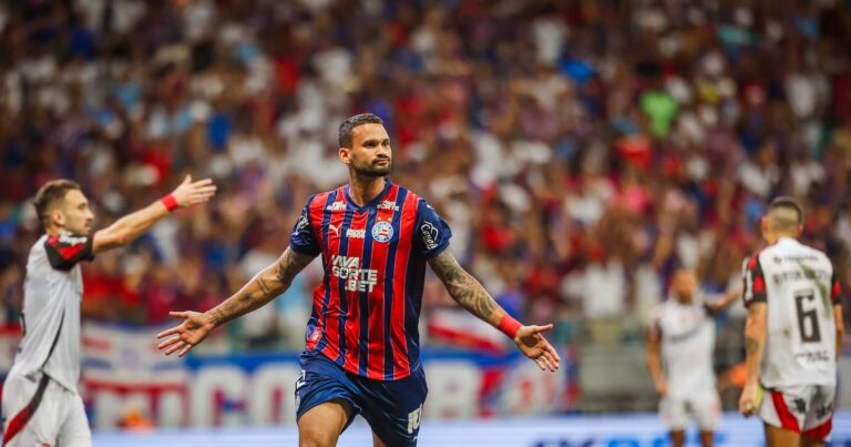 Flamengo é Derrotado pelo Bahia e Palmeiras Assume Liderança do Brasileirão Imagem do artigo