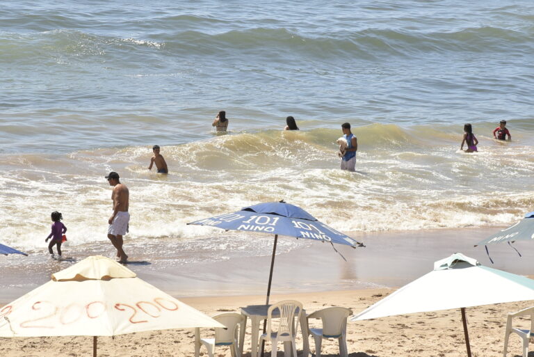 Como o Verão e as Mudanças Climáticas Aumentam o Risco de Câncer de Pele: Cuidados Essenciais Como o Verão e as Mudanças Climáticas Aumentam o Risco de Câncer de Pele: Cuidados Essenciais