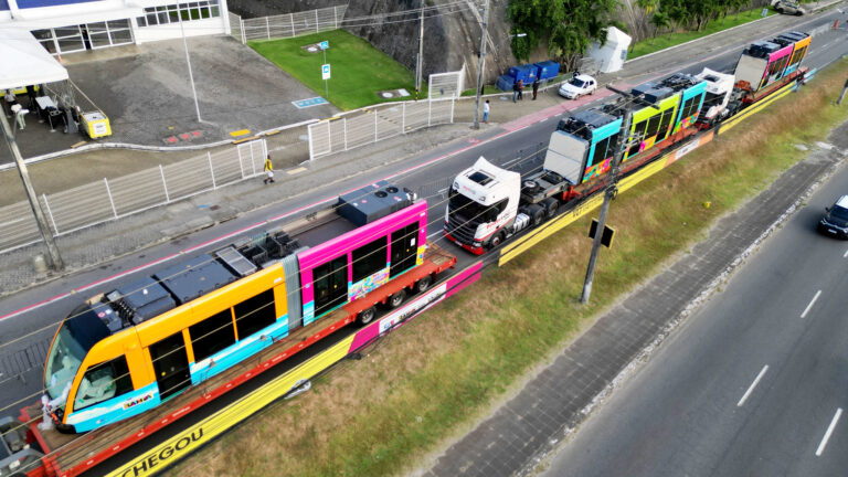 VLT de Salvador: Primeiro Trem Chega e Prazo para Funcionamento é Revelado Imagem do artigo