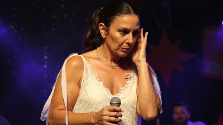 Ivete Sangalo Se Emociona em Show Beneficente Após Separação Ivete Sangalo Se Emociona em Show Beneficente Após Separação