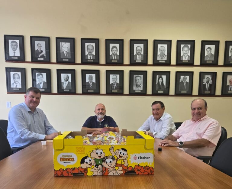Acordo Inédito Impulsiona Exportações de Maçã em Santa Catarina Acordo Inédito Impulsiona Exportações de Maçã em Santa Catarina