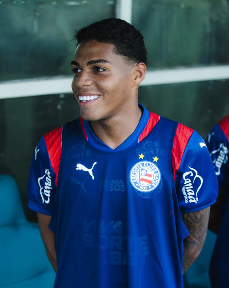 Bahia: Caio Suassuna Faz Sua Estreia Profissional Sob Comando de Rogério Ceni Bahia: Caio Suassuna Faz Sua Estreia Profissional Sob Comando de Rogério Ceni