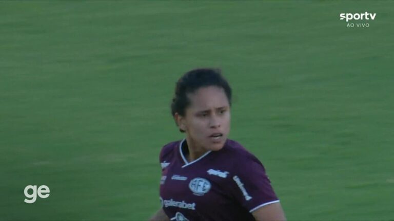 Bahia Celebra Contratação da Meia Raquel: Reforço Importante para o Futebol Feminino Bahia Celebra Contratação da Meia Raquel: Reforço Importante para o Futebol Feminino